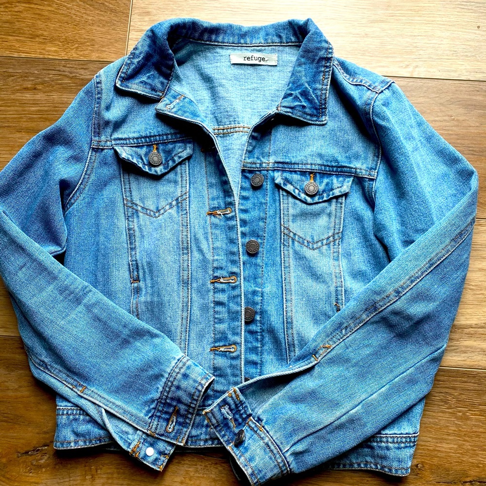 Refuge Jean jacket size Medium